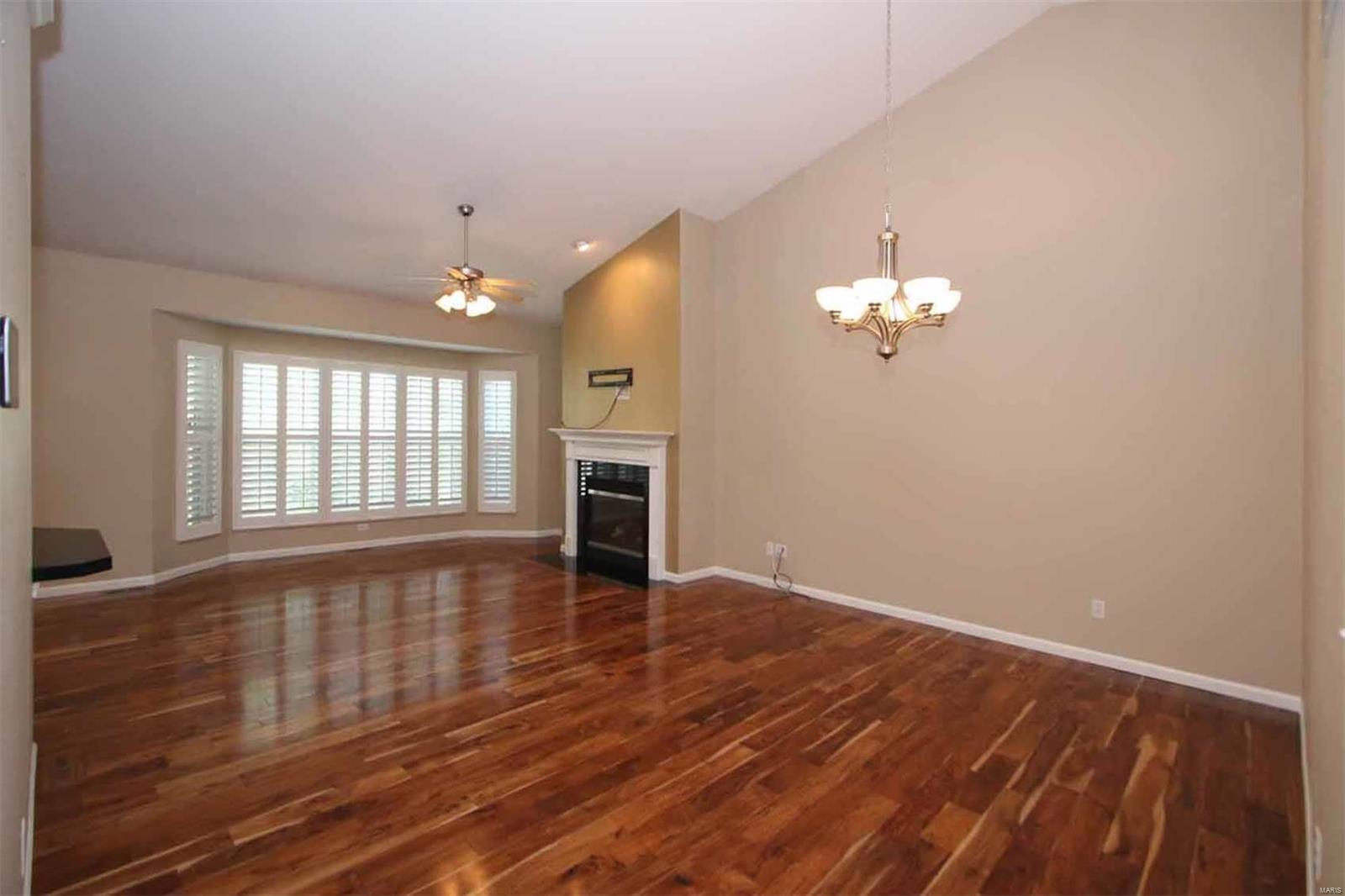 113 Summit Ridge Maryville, IL 62062 - Photo 2 of 32 Gallery Image 2