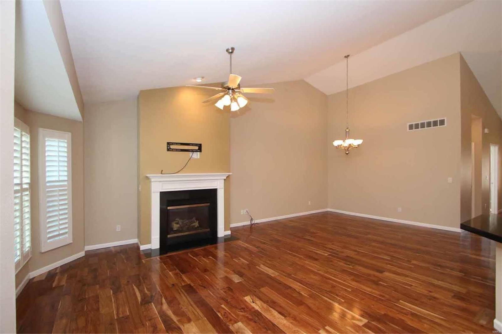 113 Summit Ridge Maryville, IL 62062 - Photo 3 of 32 Gallery Image 3