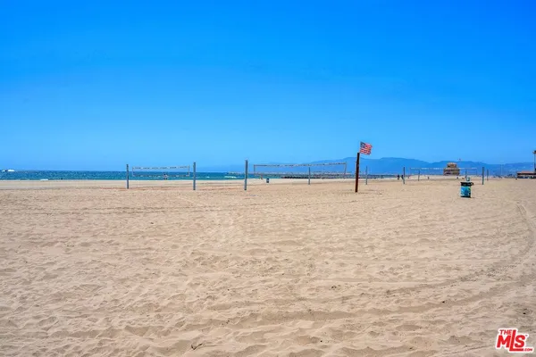 $5,945 | 7301 Vista Del Mar, Unit A103, Playa del Rey, CA 90293
