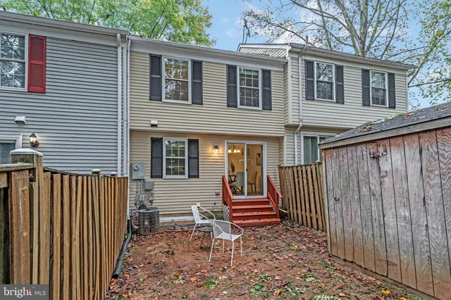 $500,000 | 54 Huntley Court, Sterling, VA 20165