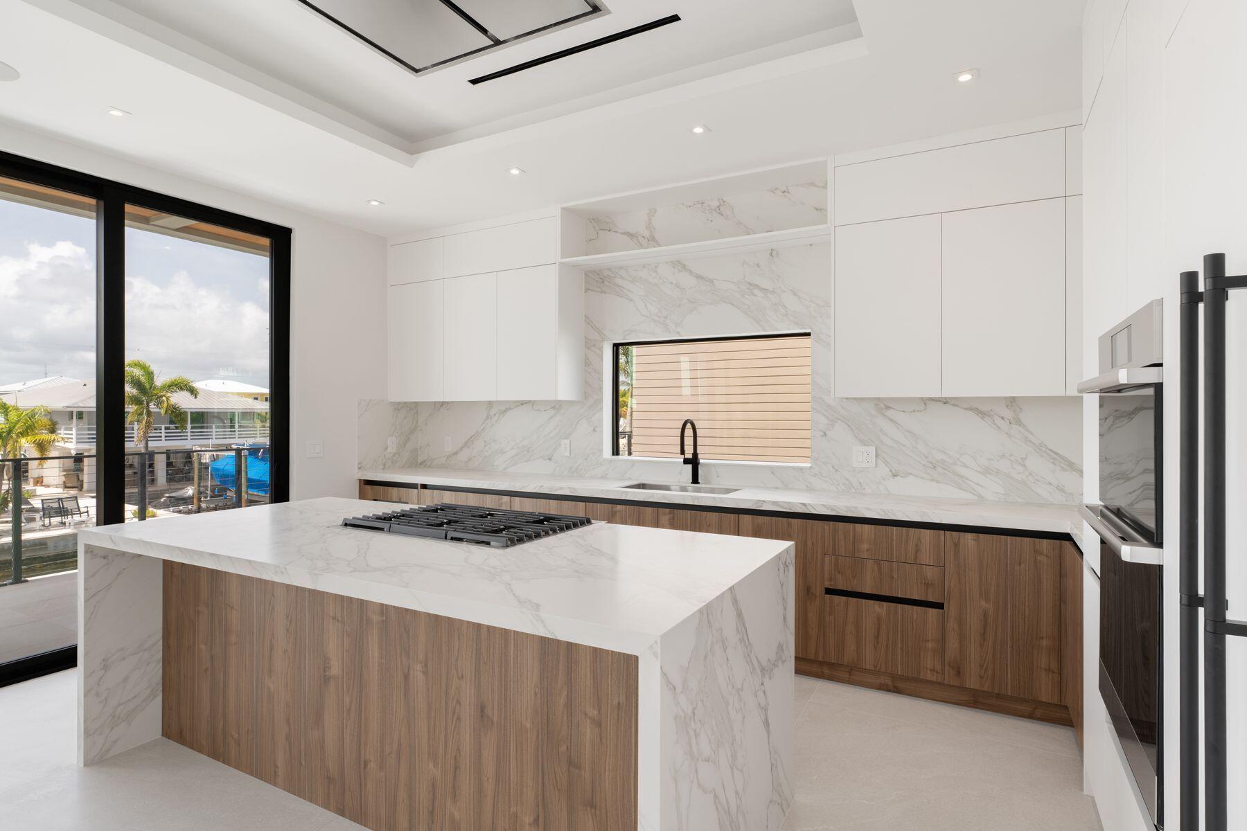 301 Buttonwood Circle, Unit A Key Largo, FL 33037 - Photo 15 of 40 mls_301 Buttonwood Cir_1oakstudios_059