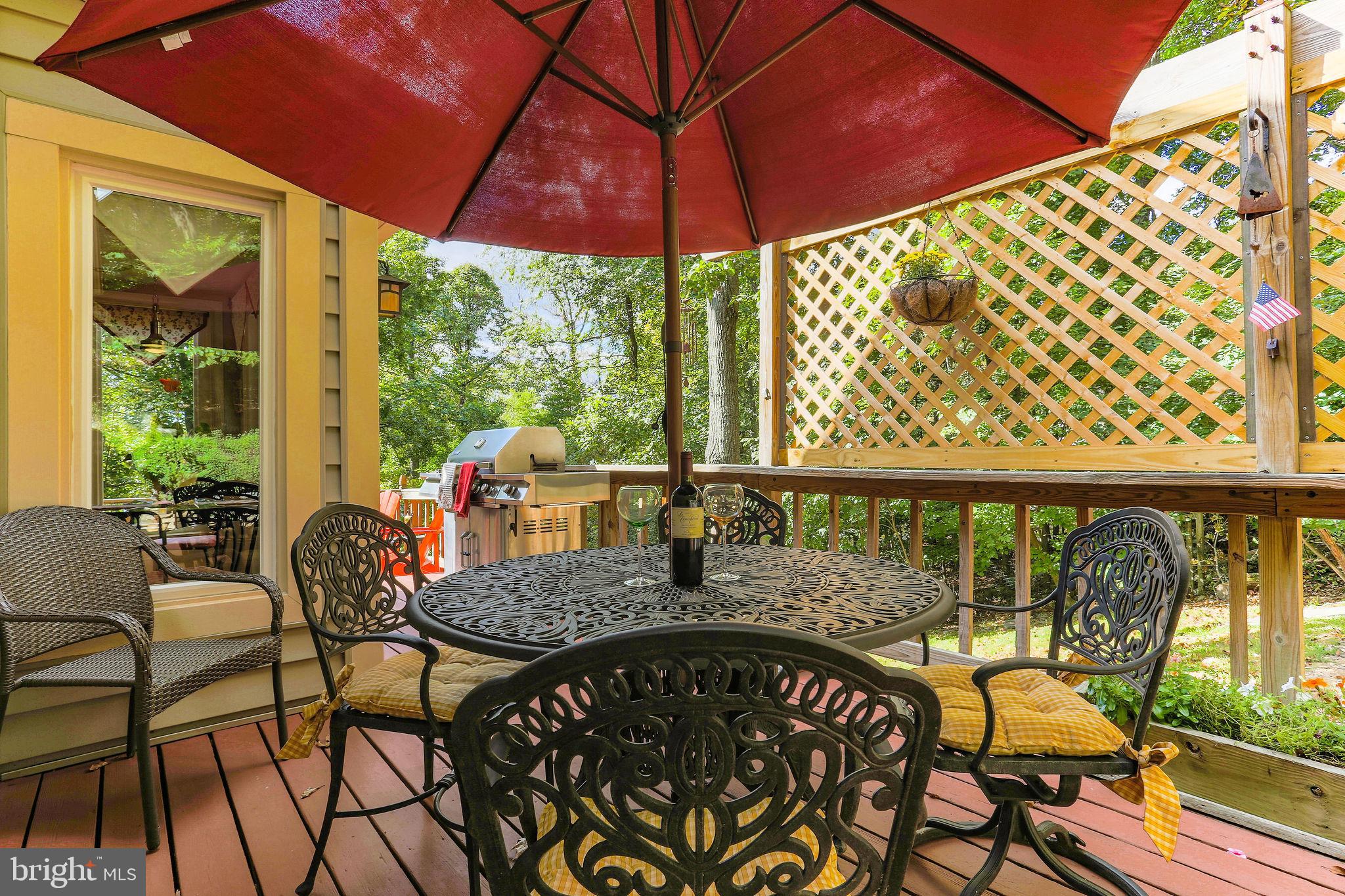 4904 Ridge Crest Court Frederick, MD 21702 - Photo 6 of 53 Dine al Fresco