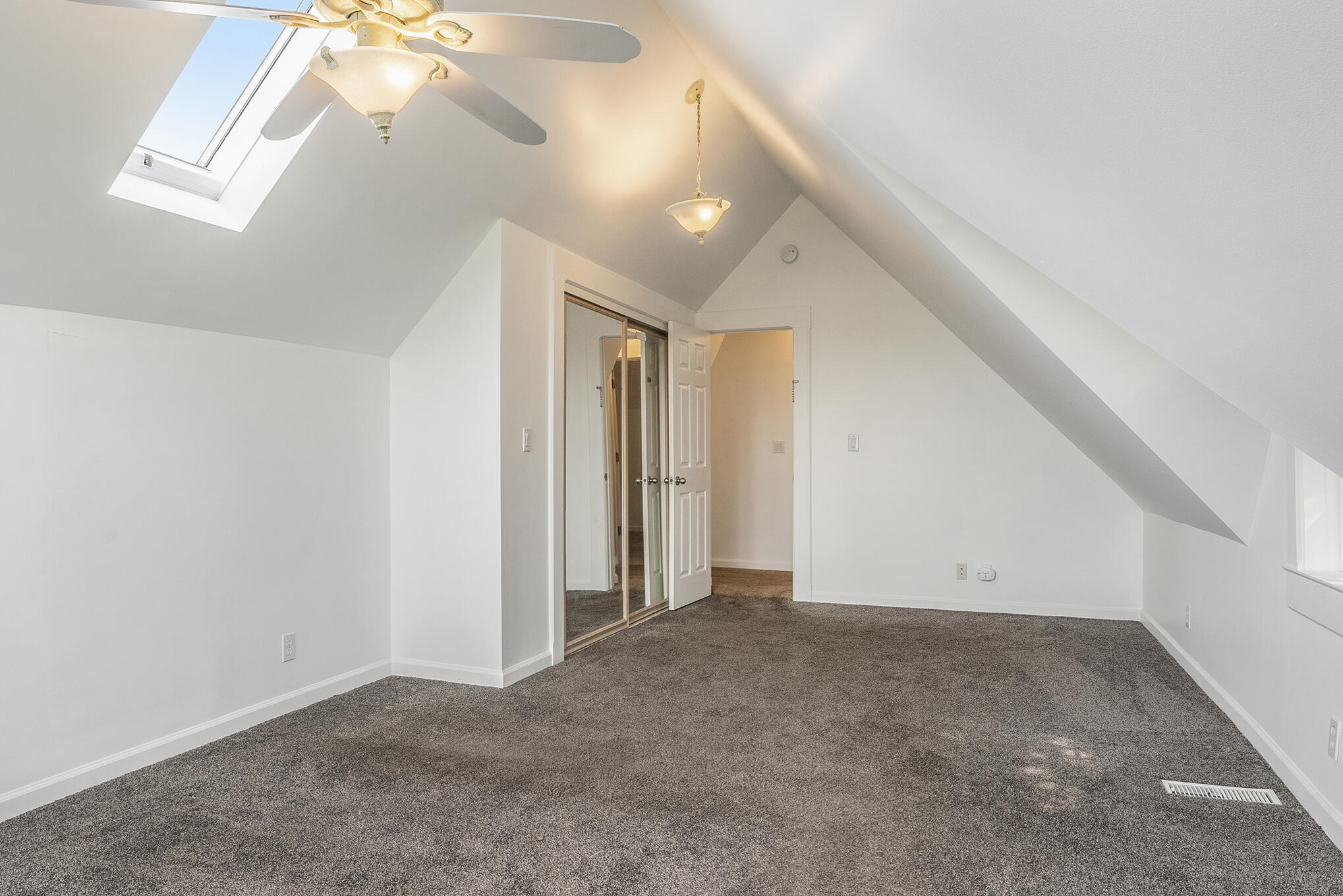 2027 Pray Road Charlotte, MI 48813 - Photo 11 of 21 DSC03547