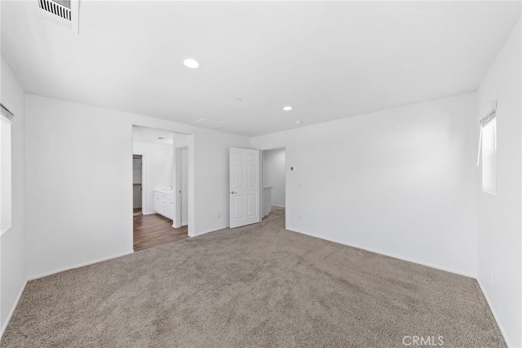 259 Spotted Saddle Way Fallbrook, CA 92028 - Photo 16 of 43 a view of an empty room