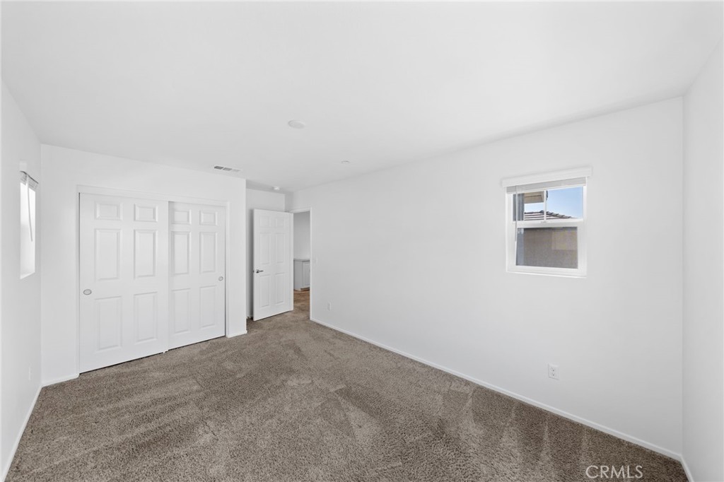 259 Spotted Saddle Way Fallbrook, CA 92028 - Photo 30 of 43 a view of an empty room