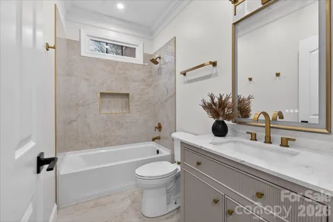 $1,150,000 | 9200 Rock Water Court, Waxhaw, NC 28173