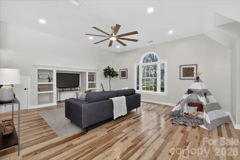 $1,150,000 | 9200 Rock Water Court, Waxhaw, NC 28173