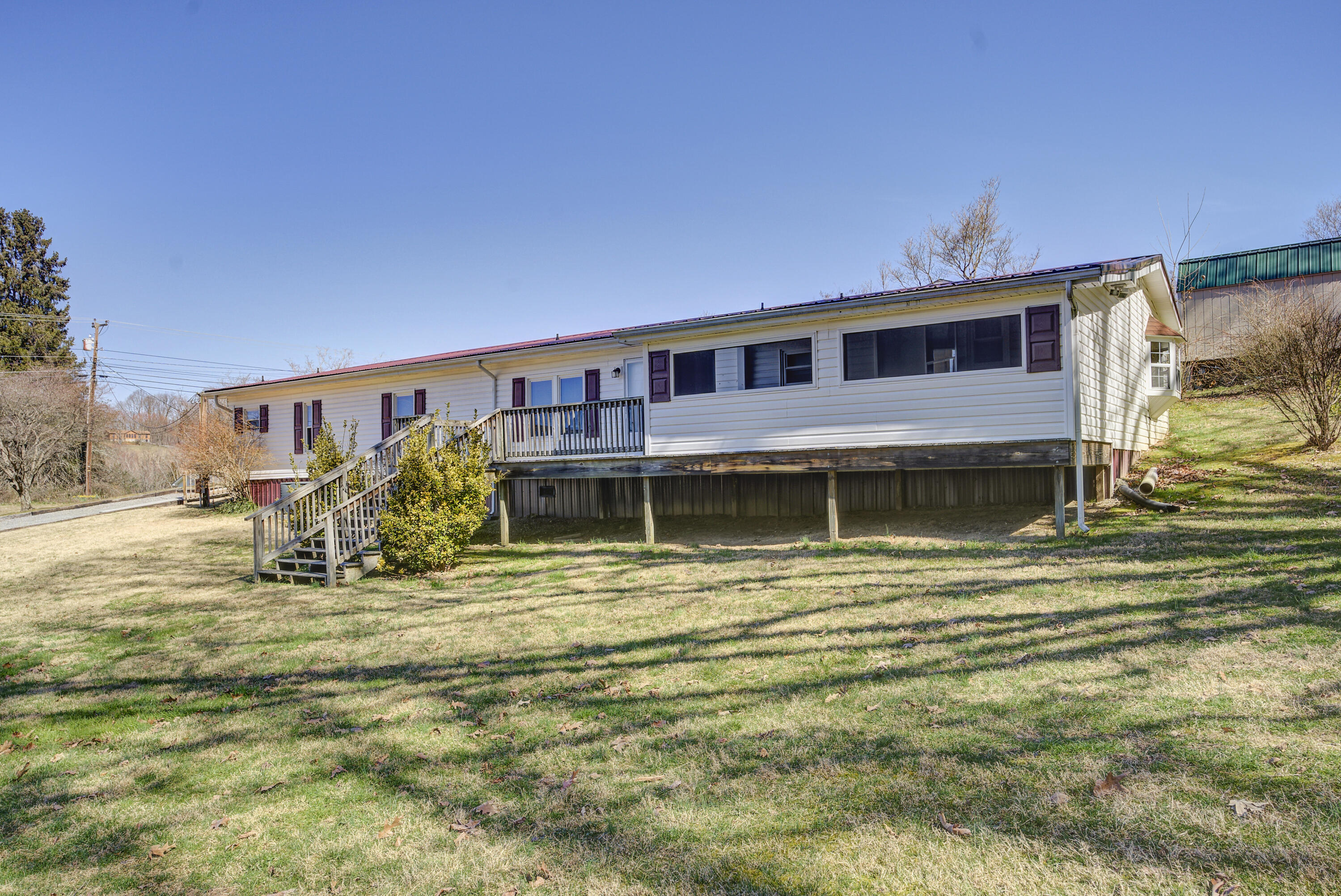 678 V I Ranch Road Bristol, TN 37620 - Photo 26 of 38 40689283-8809-4de7-bb13-6b361d371211
