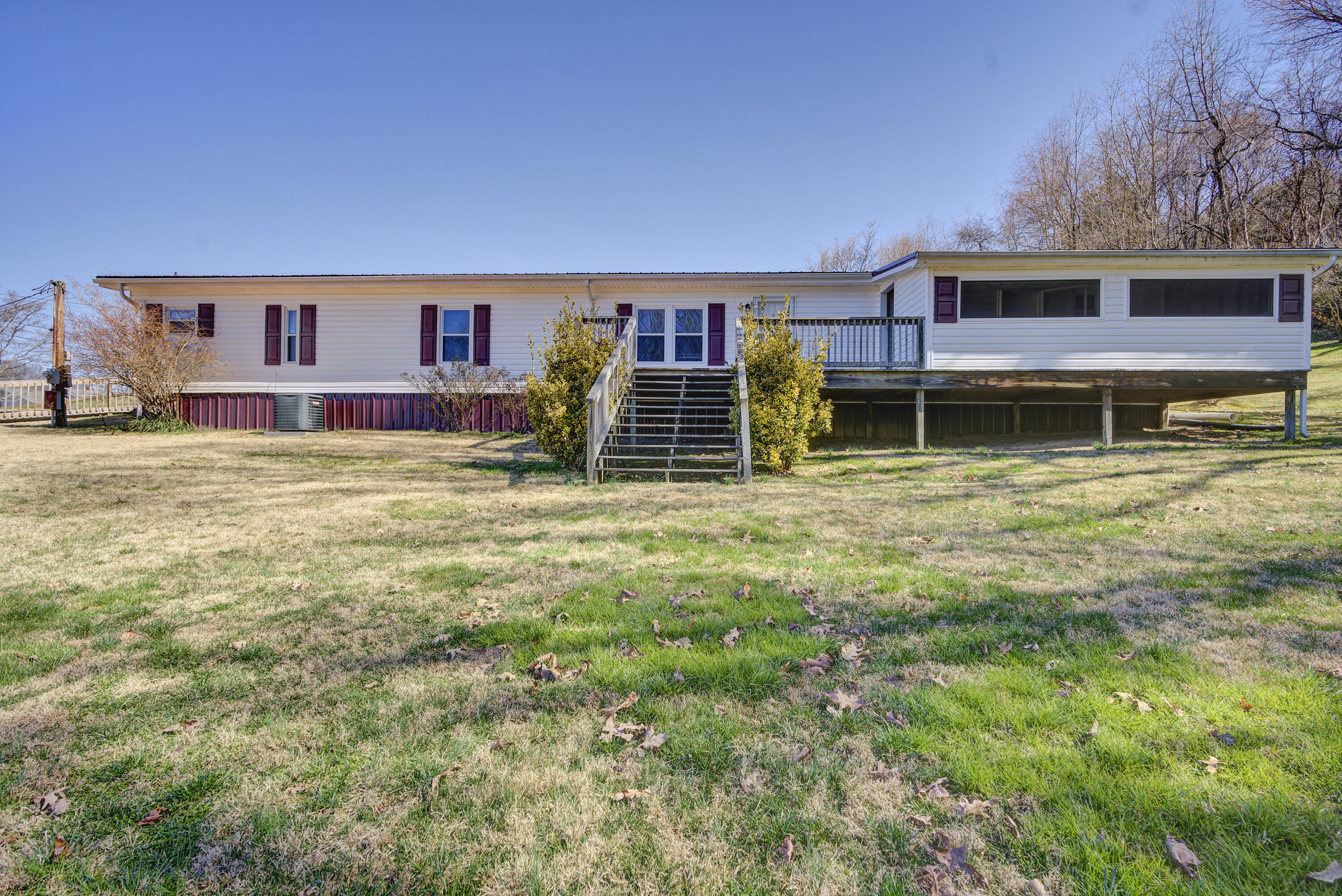 678 V I Ranch Road Bristol, TN 37620 - Photo 28 of 38 b6ead7f2-0585-4cc0-b564-3b3ca9597b32