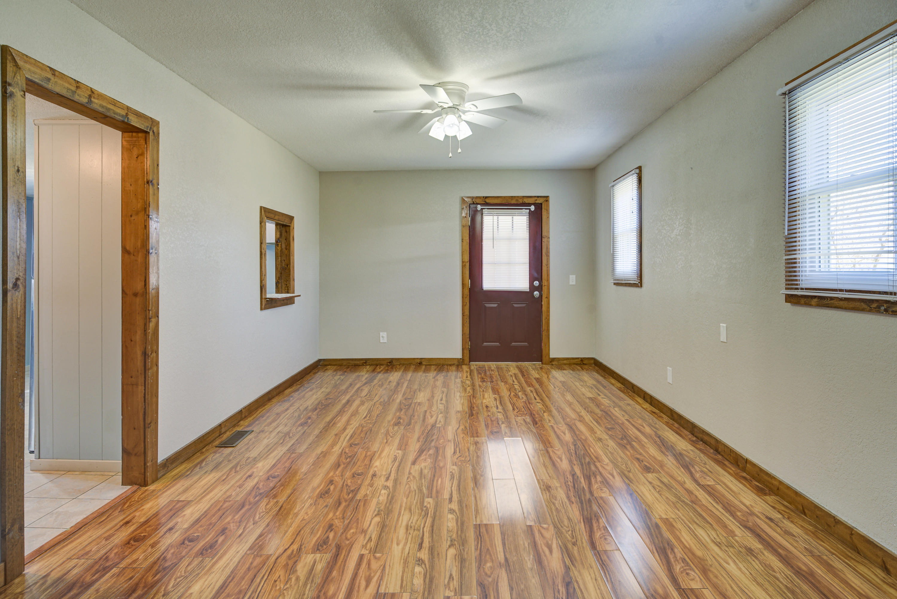 678 V I Ranch Road Bristol, TN 37620 - Photo 30 of 38 d6aa67af-8e22-4e54-8618-eeca6a235622