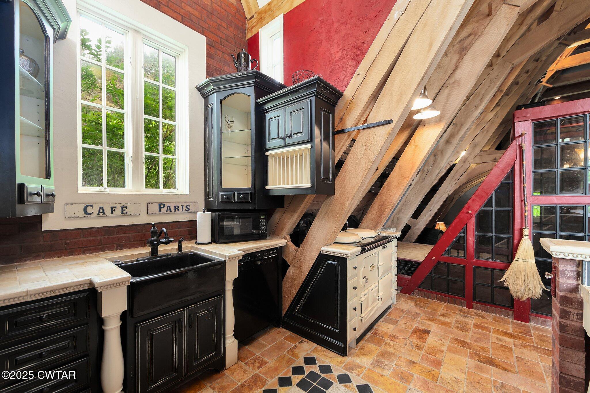 1620 Dry Creek Road Pinson, TN 38366 - Photo 5 of 51 a view of an front door