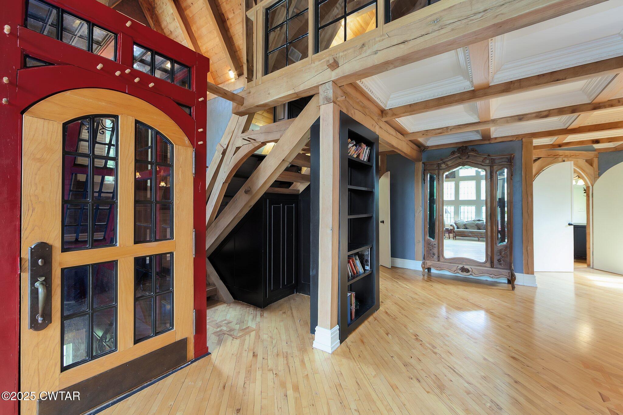 1620 Dry Creek Road Pinson, TN 38366 - Photo 10 of 51 a view of an entryway with a hardwood