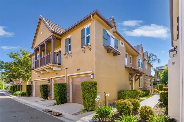 $475,000 | 28440 Mirabelle Lane, Saugus, CA 91350