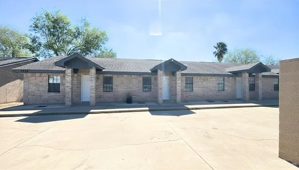 $599 | 2714 West Mile 17 1/2 Road, Unit 14, Edinburg, TX 78541