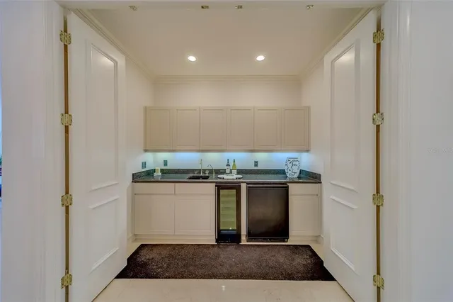 $6,700 | 921 Osceola Road, Belleair, FL 33756