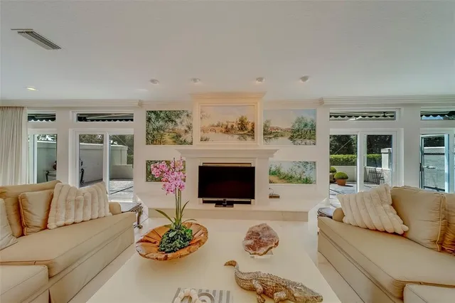 $6,700 | 921 Osceola Road, Belleair, FL 33756