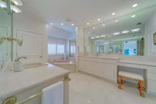 $6,700 | 921 Osceola Road, Belleair, FL 33756