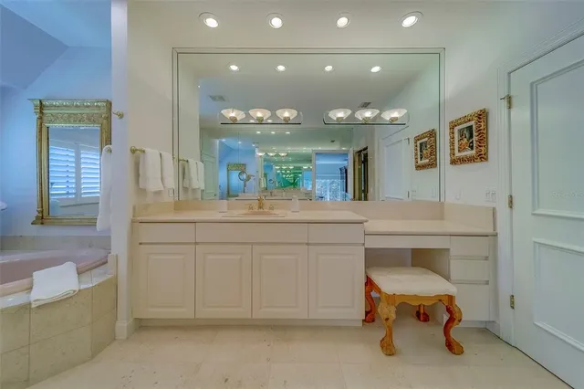 $6,700 | 921 Osceola Road, Belleair, FL 33756