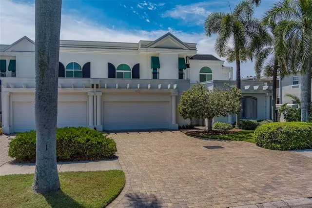 $6,700 | 921 Osceola Road, Belleair, FL 33756