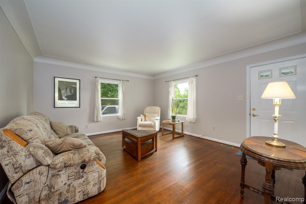 23481 Middlebelt Road Farmington Hills, MI 48336 - Photo 6 of 7