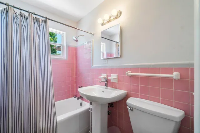 $5,200 | 612 Kanuga Drive, West Palm Beach, FL 33401