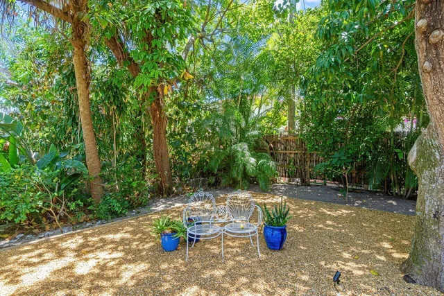 $5,200 | 612 Kanuga Drive, West Palm Beach, FL 33401