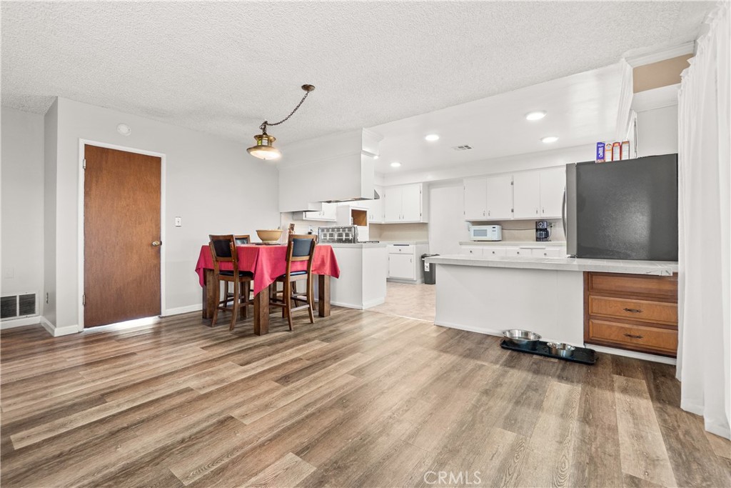 22737 Rashdall Avenue Carson, CA 90745 - Photo 17 of 57 veiw from living room to kitchen