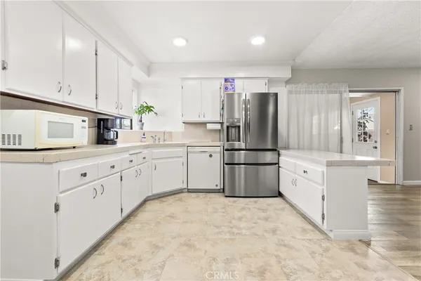 $799,000 | 22737 Rashdall Avenue, Carson, CA 90745