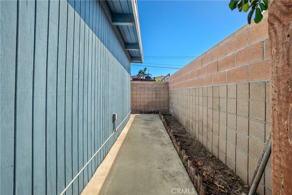 22737 Rashdall Avenue Carson, CA 90745 - Photo 43 of 57