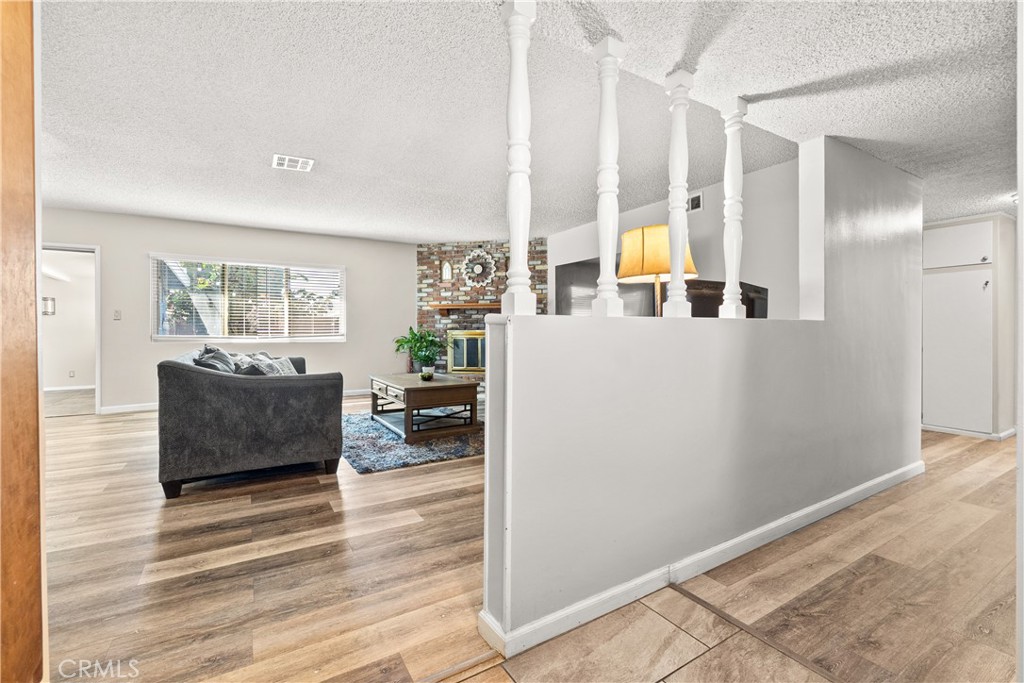 22737 Rashdall Avenue Carson, CA 90745 - Photo 9 of 57 entry to livingroom