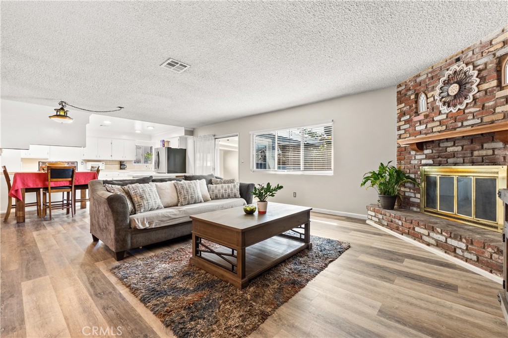 22737 Rashdall Avenue Carson, CA 90745 - Photo 10 of 57 living room
