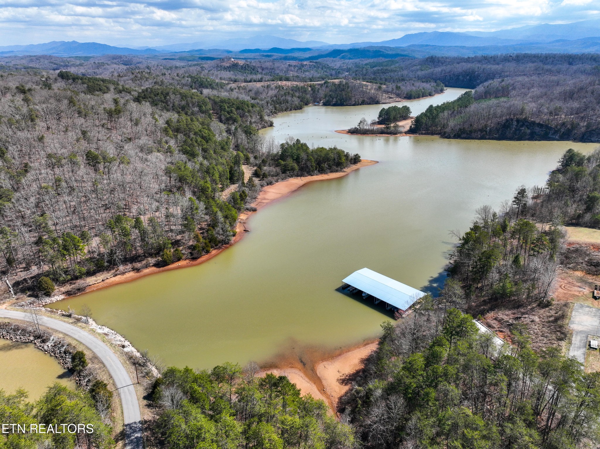 0 Springwater Run Madisonville, TN 37354 - Photo 12 of 20 an aerial view of a houses with outdoor space