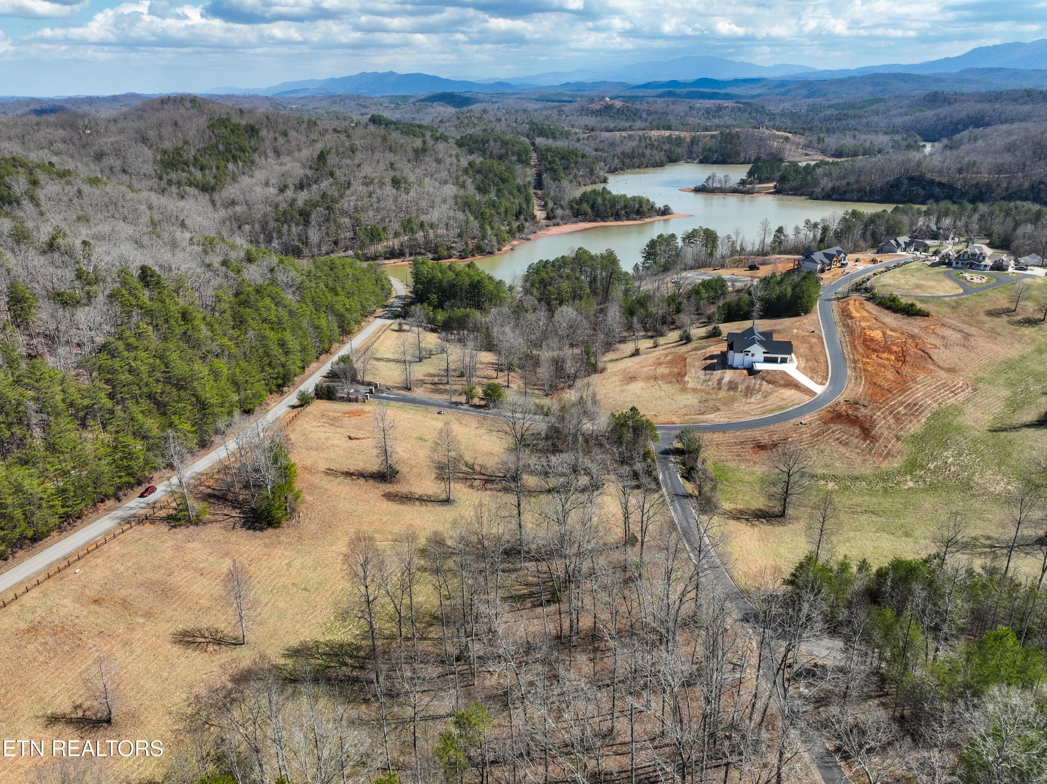 0 Springwater Run Madisonville, TN 37354 - Photo 9 of 20 a view of a lake view