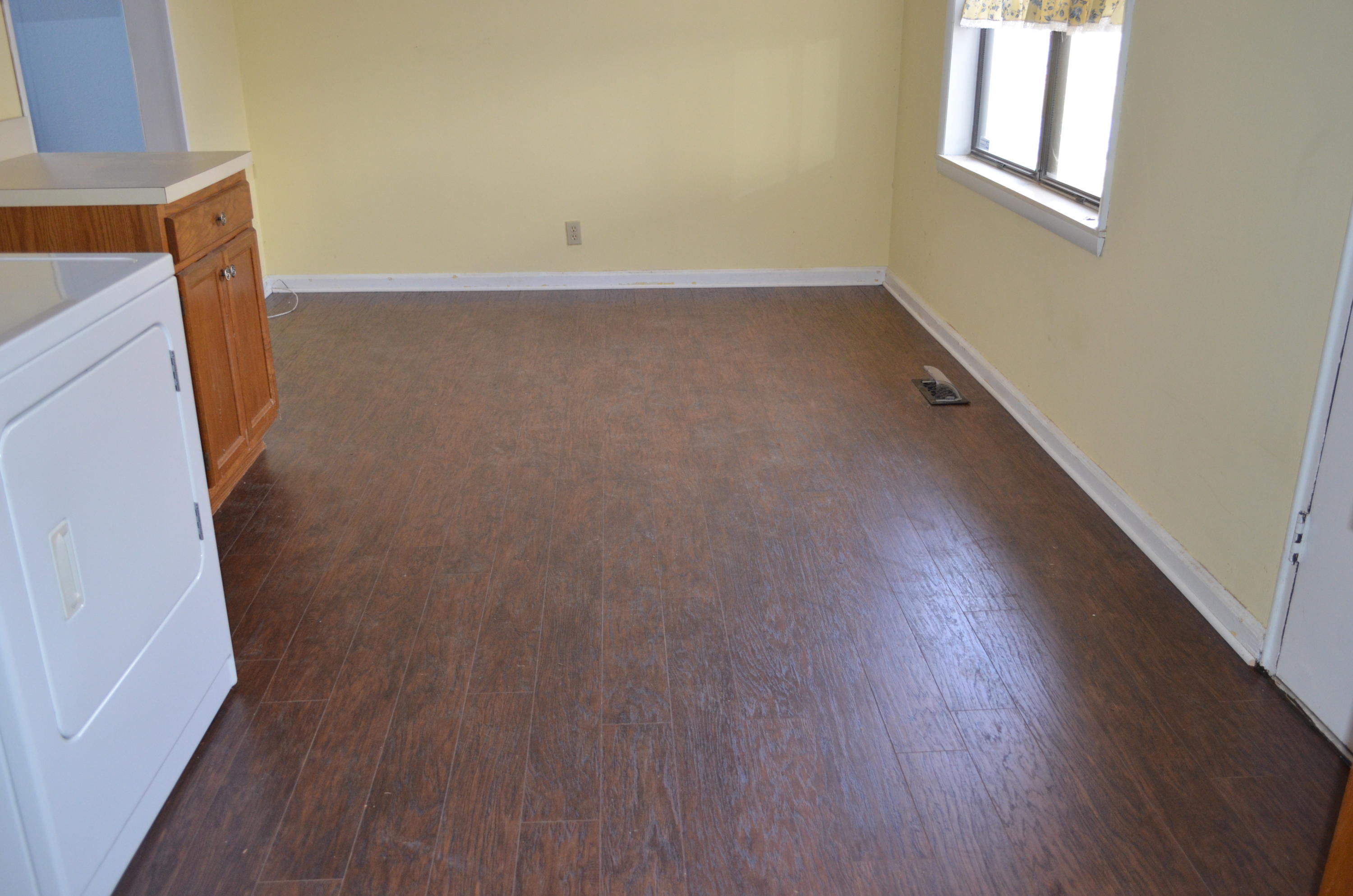 114 Inca Circle Oak Ridge, TN 37830 - Photo 4 of 11 DSC_0381