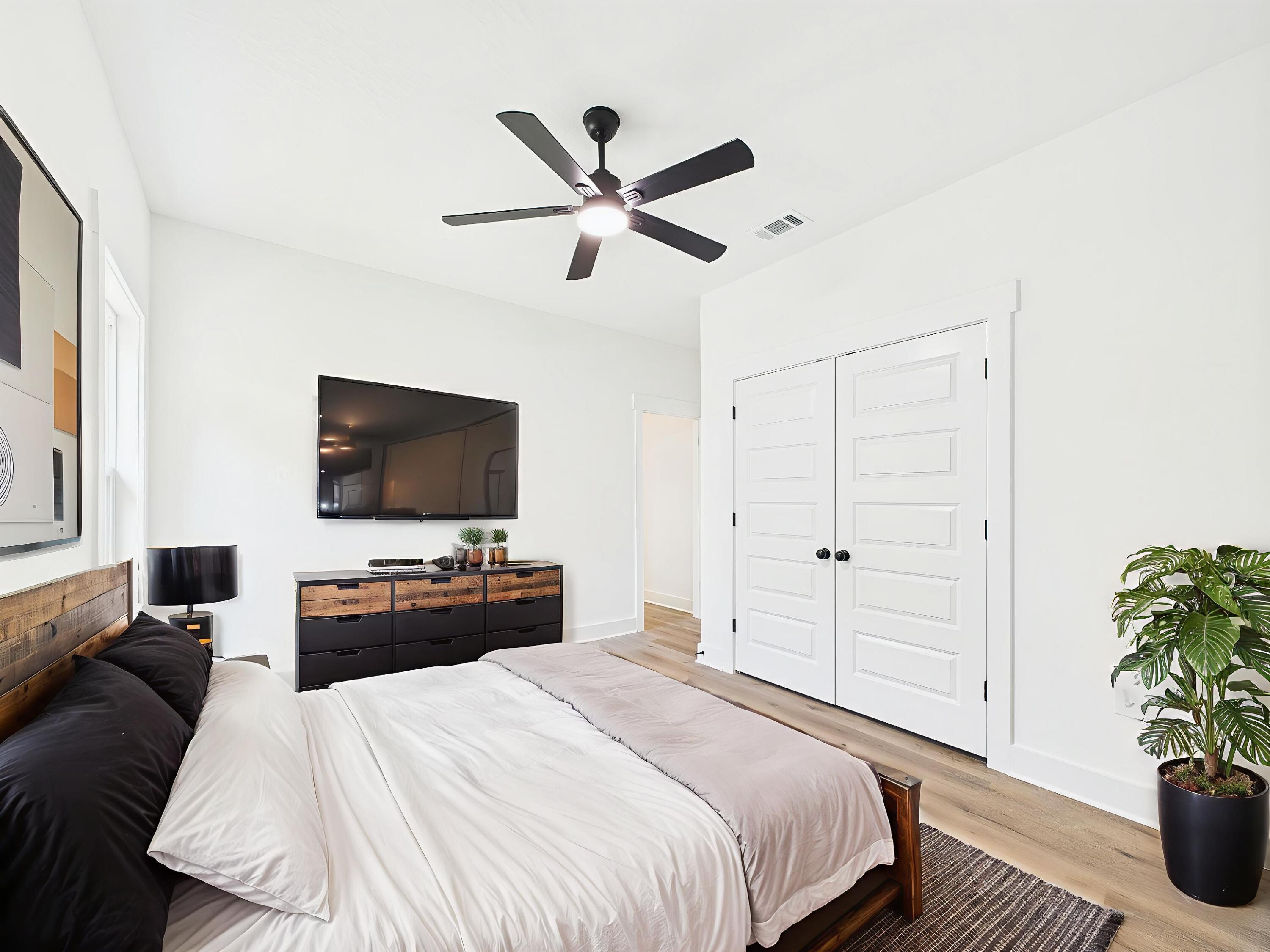 1575 Pine Street Niceville, FL 32578 - Photo 11 of 44 Virtual Staged