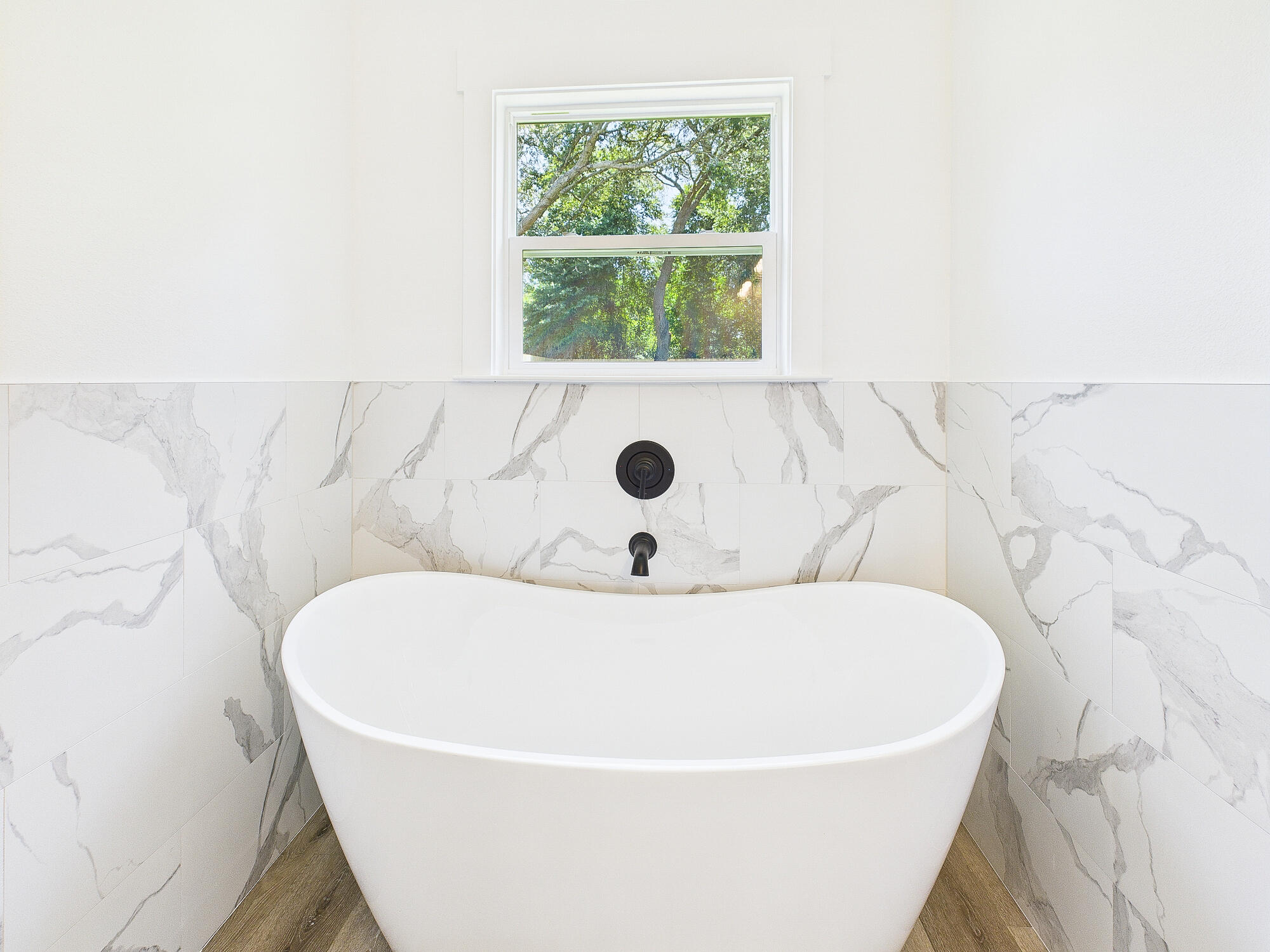 1575 Pine Street Niceville, FL 32578 - Photo 28 of 44 Bathroom