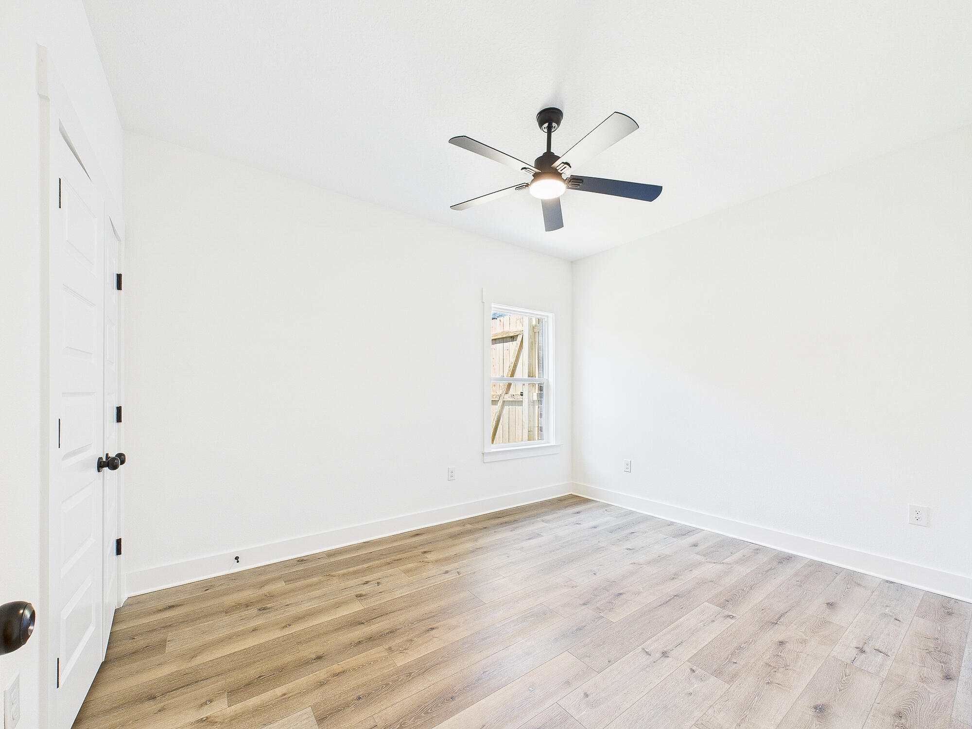 1575 Pine Street Niceville, FL 32578 - Photo 29 of 44 Bedroom