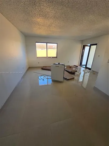 $2,700 | 20702 Southwest 121st Court, Miami, FL 33177