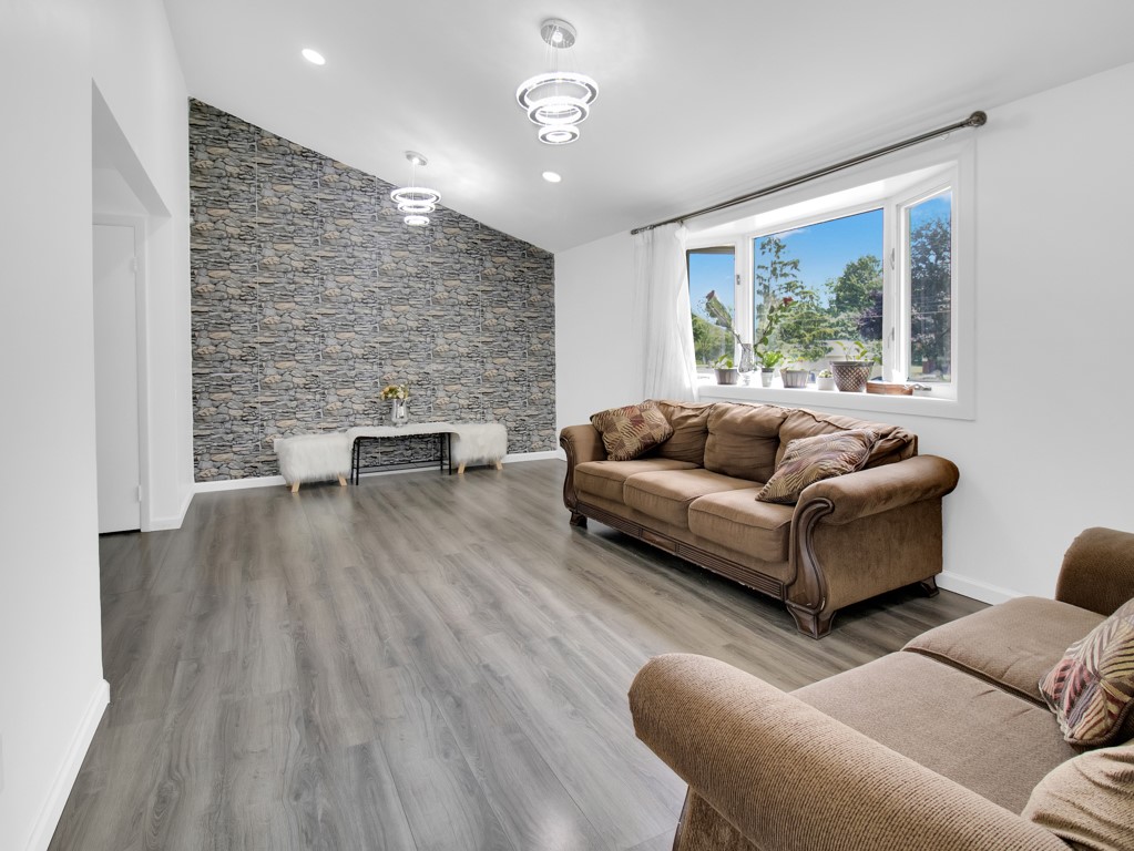 449 Pinnacle Road Henrietta, NY 14623 - Photo 16 of 44