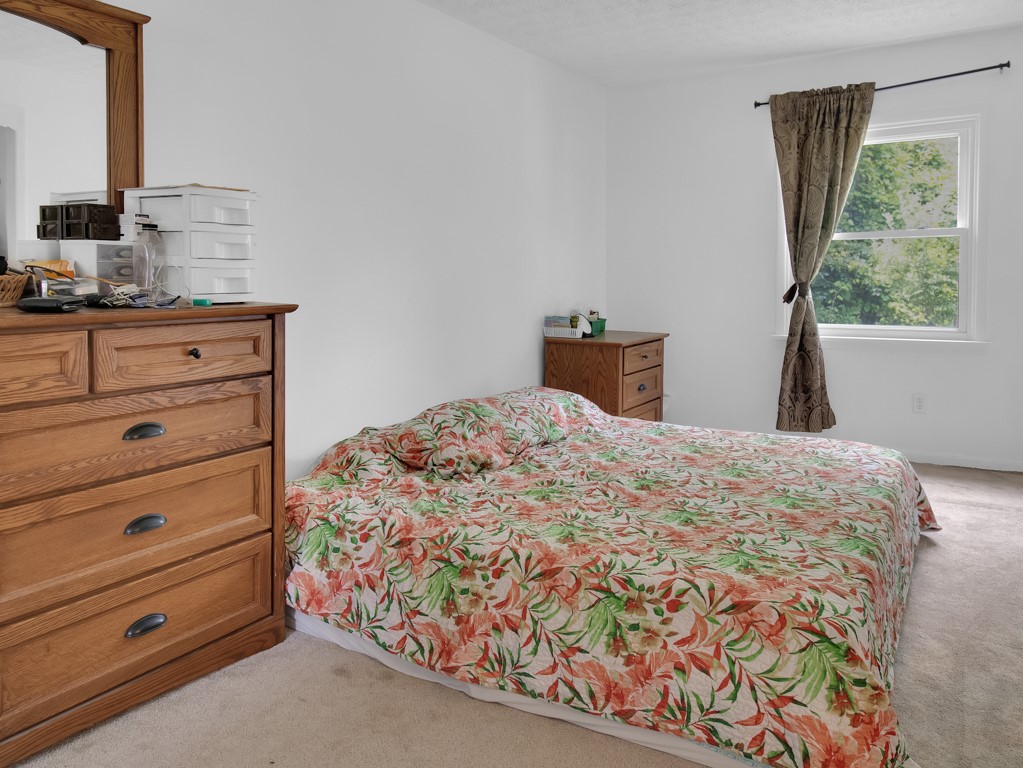 449 Pinnacle Road Henrietta, NY 14623 - Photo 24 of 44 master bedroom