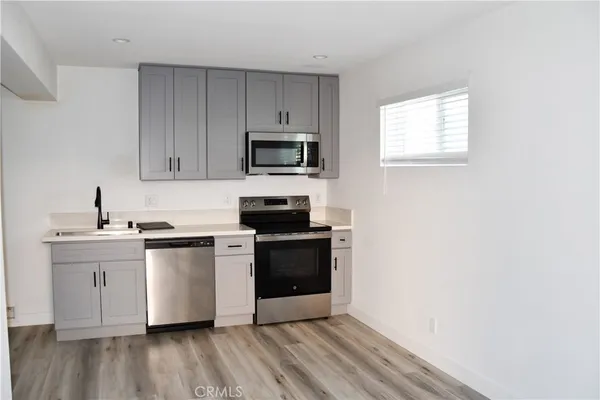 $2,295 | 994 Valencia Street, Unit 108, Costa Mesa, CA 92626