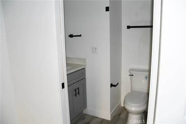 $2,295 | 994 Valencia Street, Unit 108, Costa Mesa, CA 92626