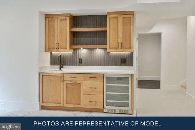 a black and white photo of a painting