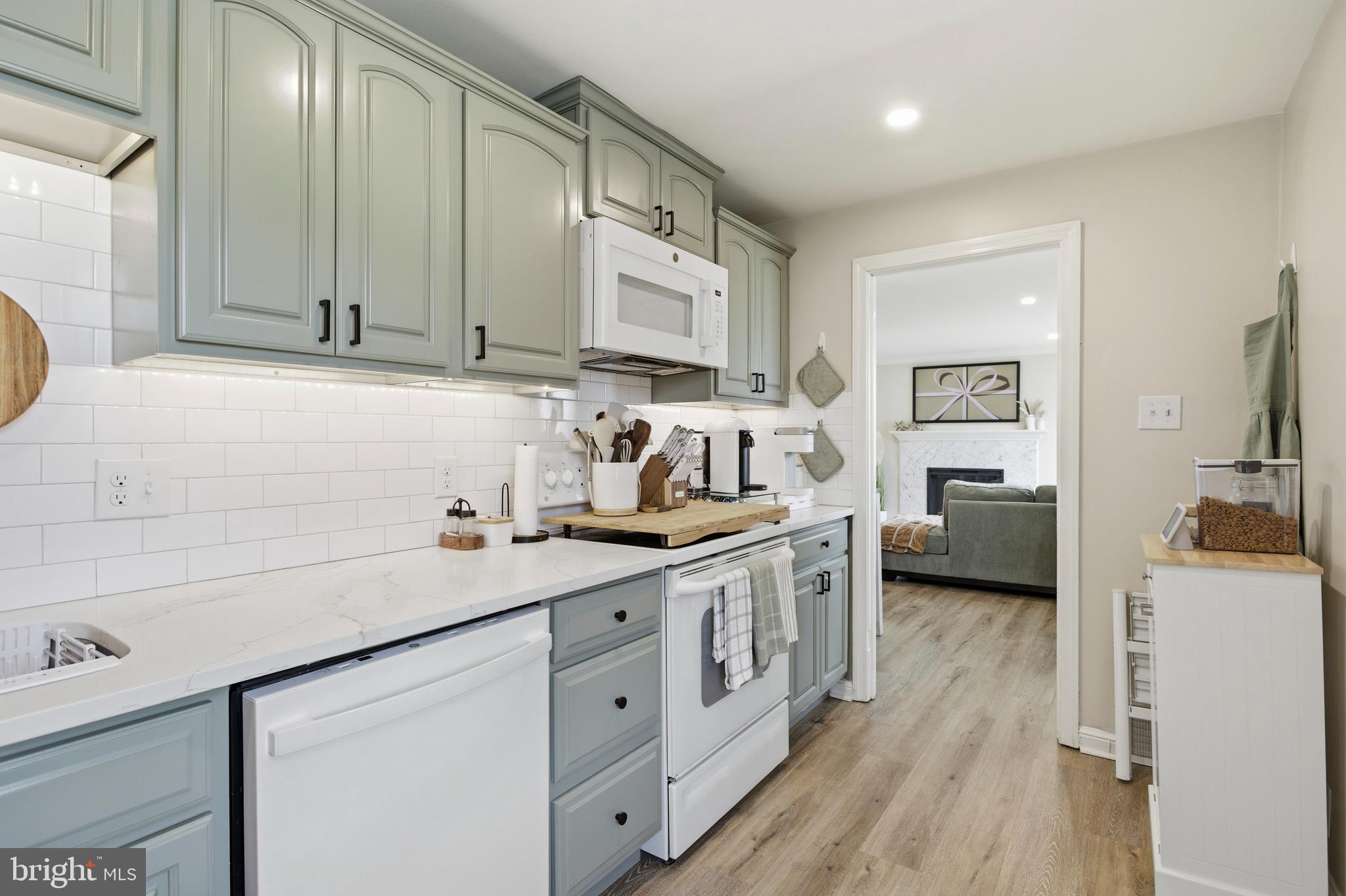 2948 Hillside Road Broomall, PA 19008 - Photo 9 of 27 Gallery Image 9