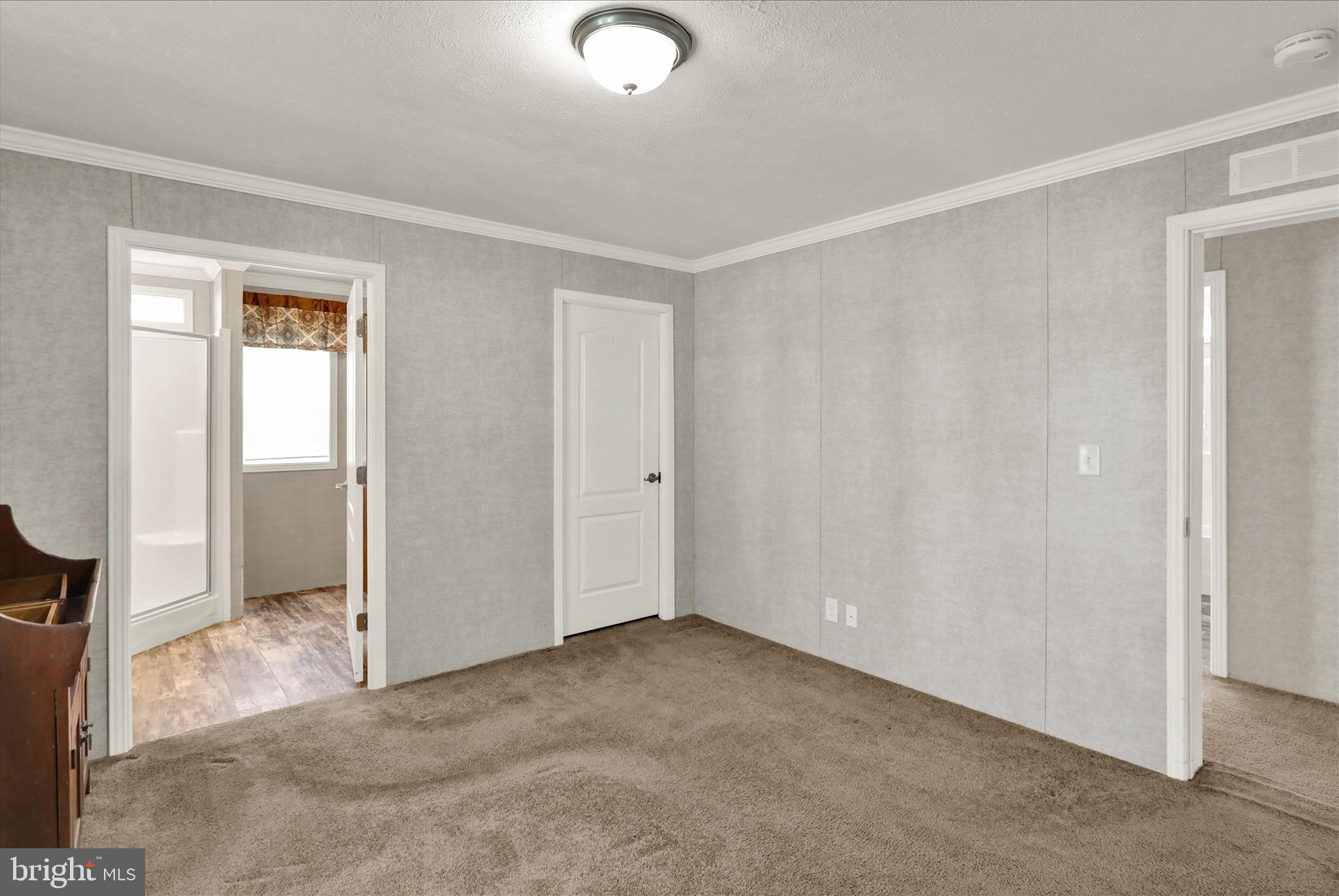 3450 Mountain Road, Unit M59 Hamburg, PA 19526 - Photo 24 of 35 an empty room with windows