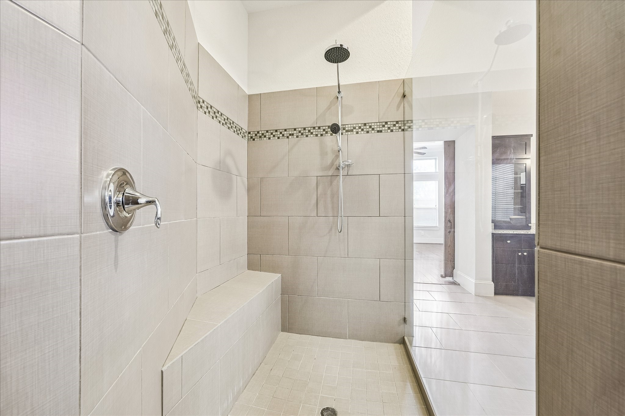 1607 Pinot Circle Houston, TX 77055 - Photo 21 of 43