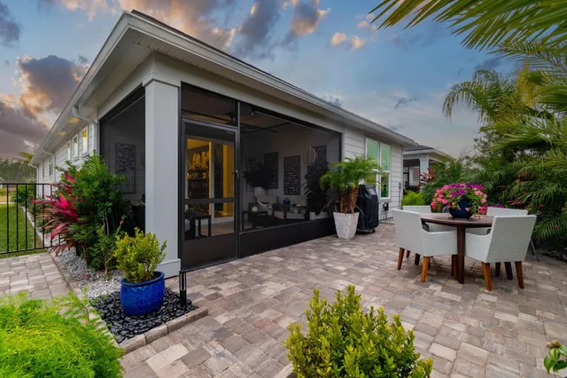 $379,000 | 312 Fairlake Circle, St. Augustine, FL 32092