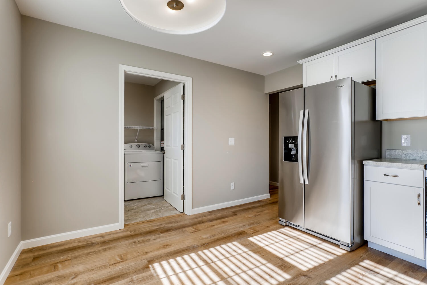 609 East Riverside Drive Evansville, IN 47713 - Photo 12 of 25 Gallery Image 12