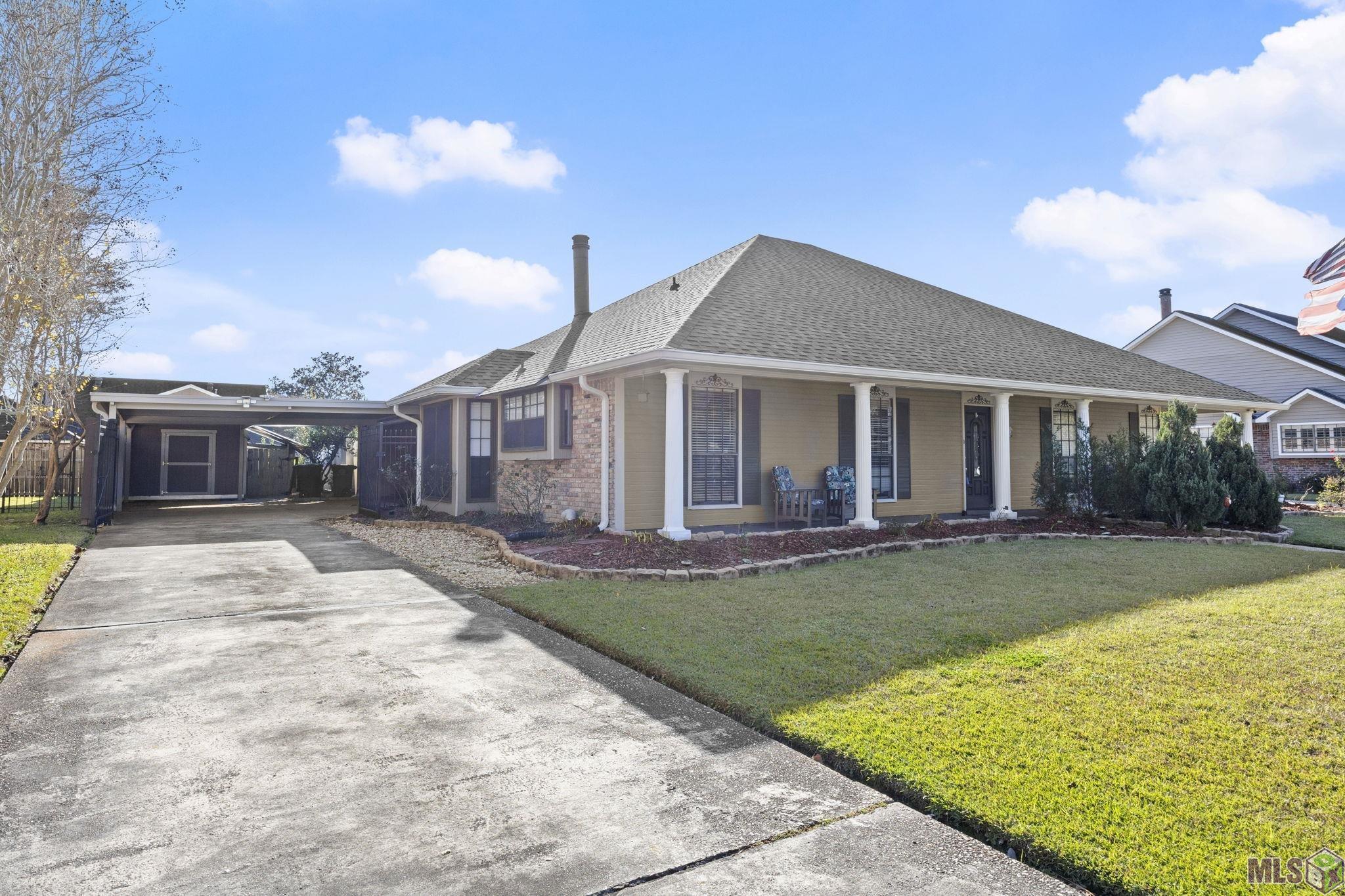 16342 Missionary Ridge Avenue Baton Rouge, LA 70817 - Photo 3 of 24
