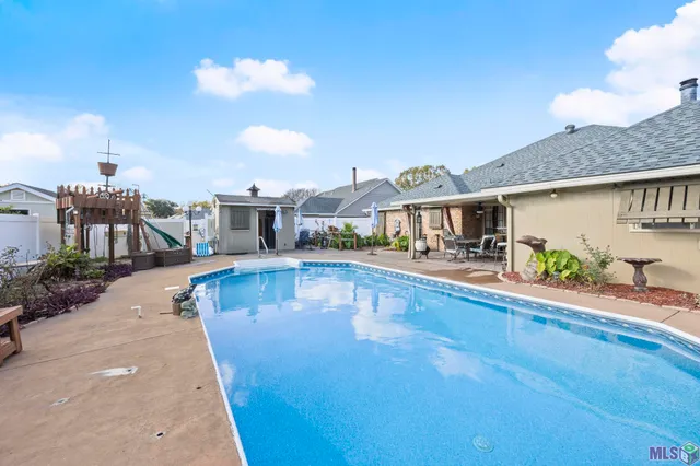 $350,000 | 16342 Missionary Ridge Avenue, Baton Rouge, LA 70817